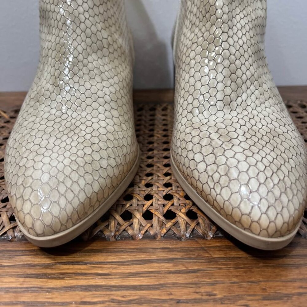 Size Eu 41 Hispanitas Python Embossed Patent Leat… - image 4